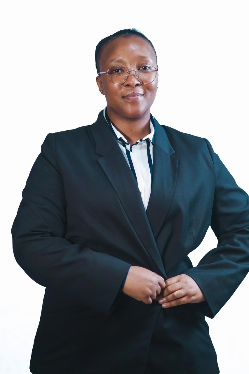 Thandeka, Social Media Curator